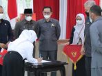 Bupati Subang Serahkan 739 SK P3K Fungsional Guru Tahap 2 Formasi Tahun 2021