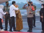 Kapolda Lampung turut menyambut kedatangan Presiden
