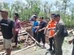 BPBD Bojonegoro Salurkan Bantuan Kepada Warga Terdampak Angin Puting Beliung di Tambakrejo