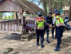 Tim Patroli Perintis Presisi Polres Aceh Jaya Himbau Warga Tetap Waspada di Objek Wisata Pantai Pasie Luah