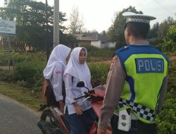 Satlantas Polres Aceh Jaya Melaksanakan Gatur Pagi di Lokasi Rawan Laka dan Rawan Kemacetan Untuk Meningkatkan Keamanan Berlalu Lintas