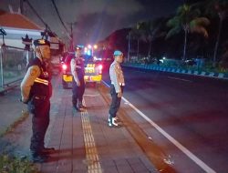 Patroli atensi malam Minggu Polsek Densel jaga Kamtibmas wilayah agar tetap kondusif