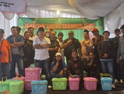 Kegiatan Khitanan Massal, Santunan, Bersholawat dan Pembagian Sembako Bersama Abah Edi Macan dan KH. Mas’ad Azayah