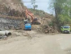 Direktur Pengusaha Tambang Galian C Kerikil/ Sirtu di Desa Kepuhklagen, Kecamatan Wringinanom, Gresik Enggan Dikonfirmasi